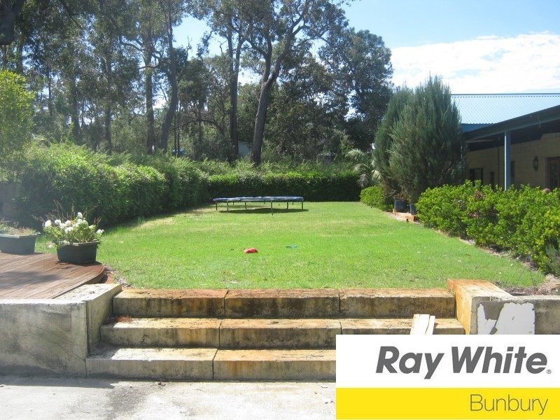 16 Tahlia Court, Leschenault WA 6233