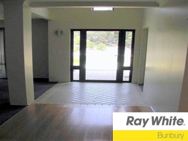 256 Norton Promenade, Dalyellup WA 6230