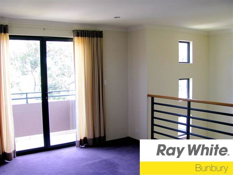 256 Norton Promenade, Dalyellup WA 6230