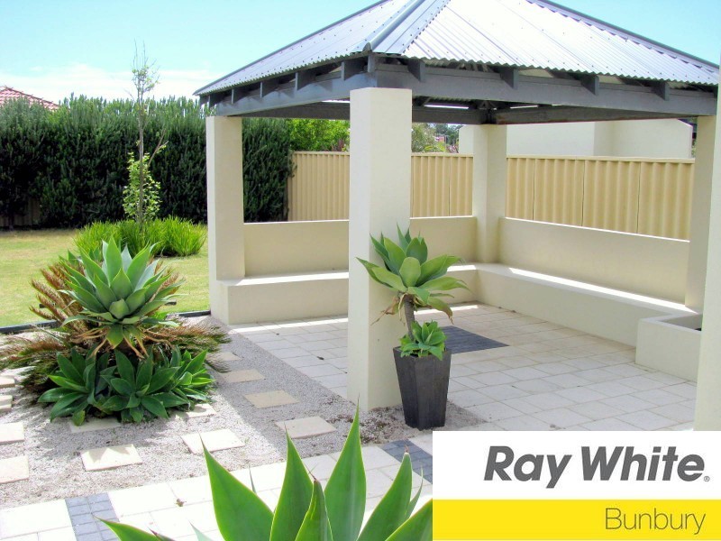 256 Norton Promenade, Dalyellup WA 6230