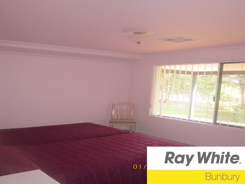 12 Page Retreat, Boyanup WA 6237