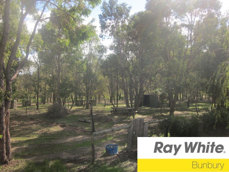 12 Page Retreat, Boyanup WA 6237