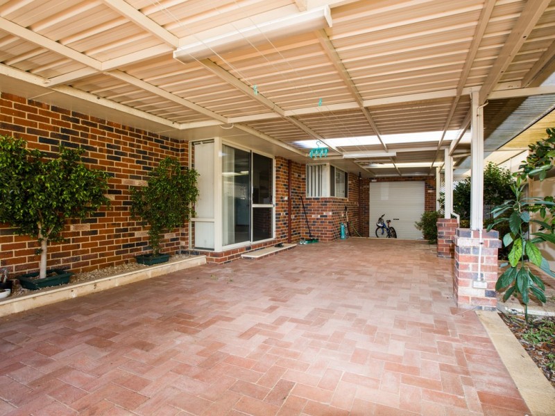 12 Magdalen Place, College Grove WA 6230