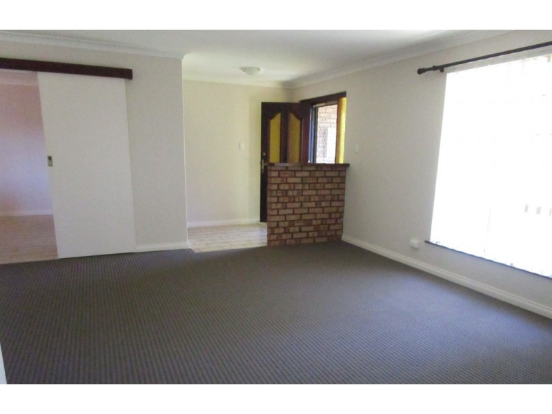 4 Alexandrina Place, Australind WA 6233