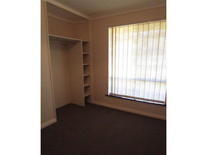 4 Alexandrina Place, Australind WA 6233
