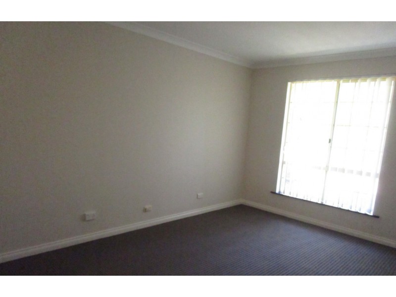 4 Alexandrina Place, Australind WA 6233