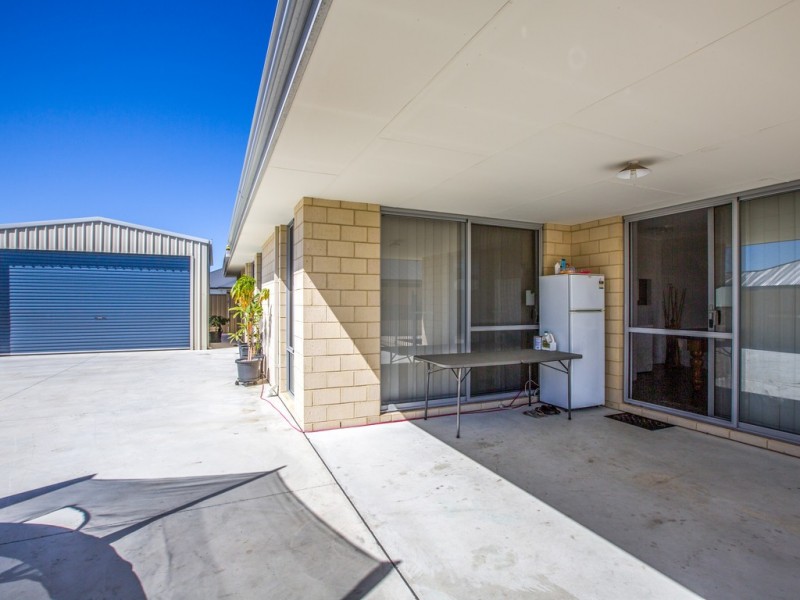 10 Lochart Road, Australind WA 6233