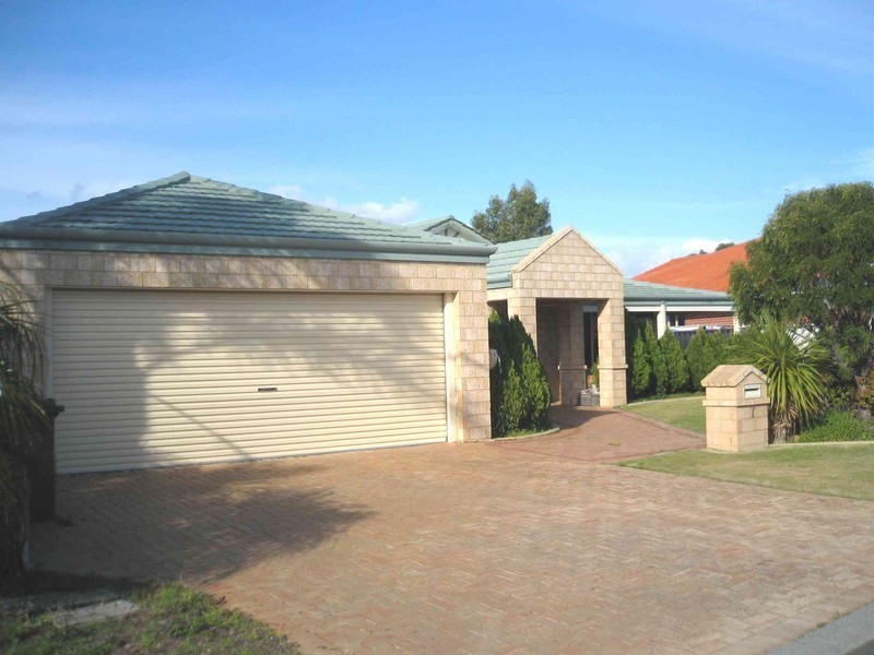 7 Turnberry Way, Pelican Point WA 6230