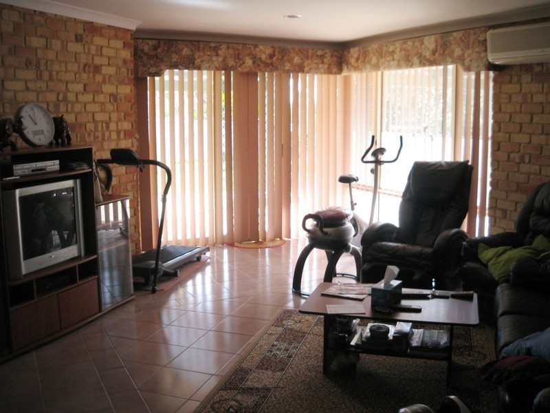 7 Turnberry Way, Pelican Point WA 6230