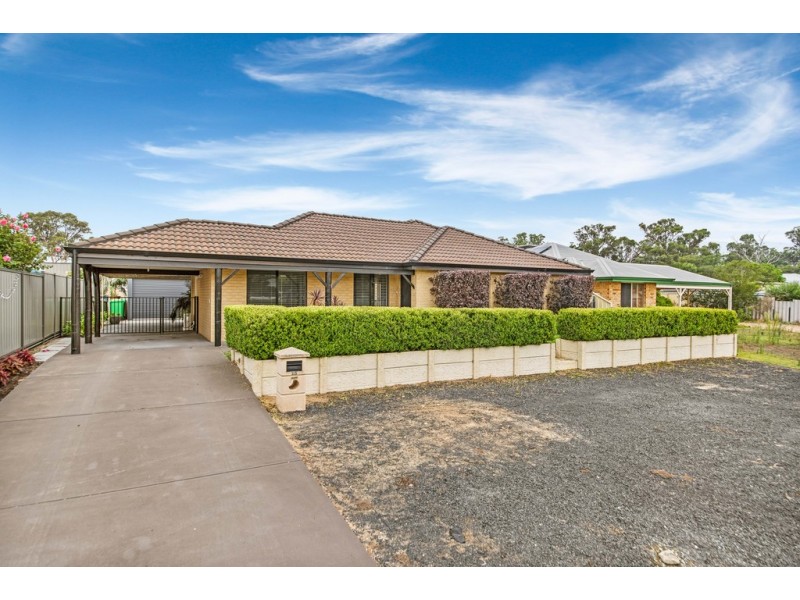 25 Dudley Drive, Usher WA 6230