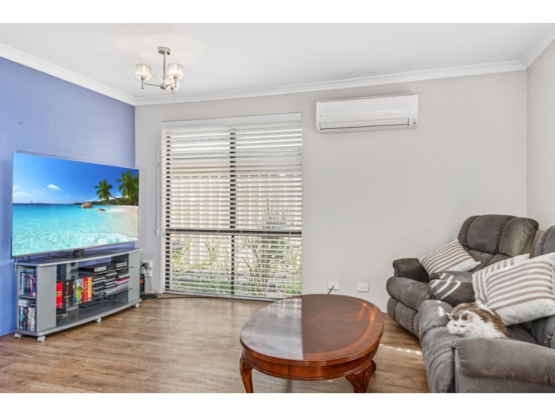 25 Dudley Drive, Usher WA 6230