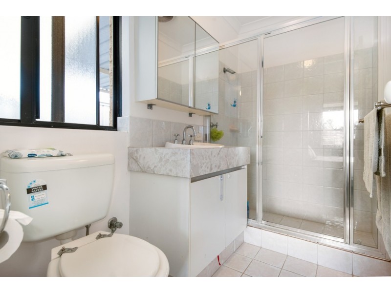 25 Dudley Drive, Usher WA 6230