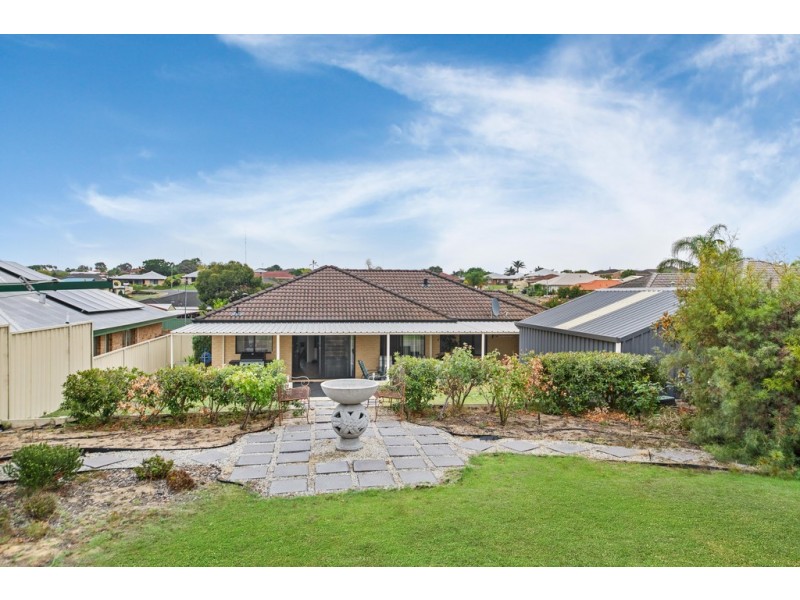 25 Dudley Drive, Usher WA 6230