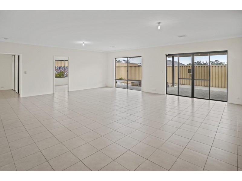 271 Dalyellup Boulevard, Dalyellup WA 6230