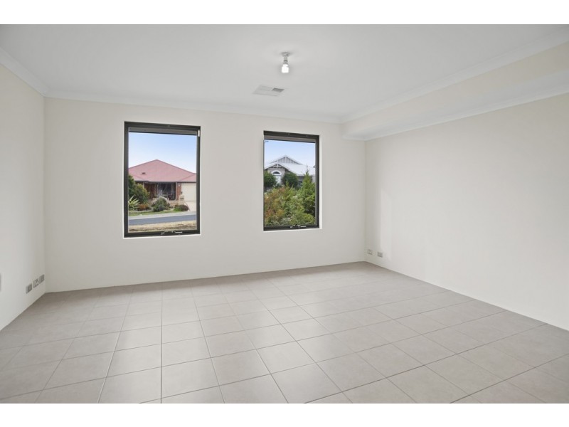 271 Dalyellup Boulevard, Dalyellup WA 6230