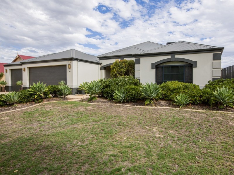 41 Daablone Vista, Dalyellup WA 6230