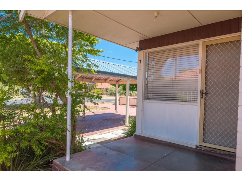 36A Island Queen Street, Withers WA 6230