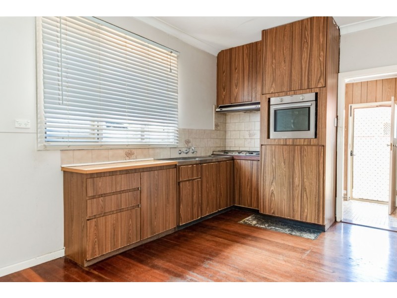 36A Island Queen Street, Withers WA 6230