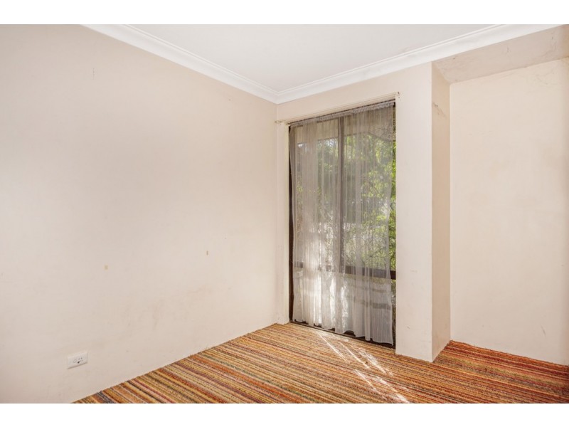 42 Jacaranda Crescent, Withers WA 6230