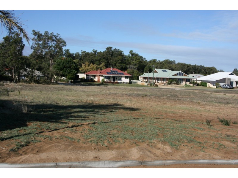 2 and 4 Laura Avenue, Australind WA 6233