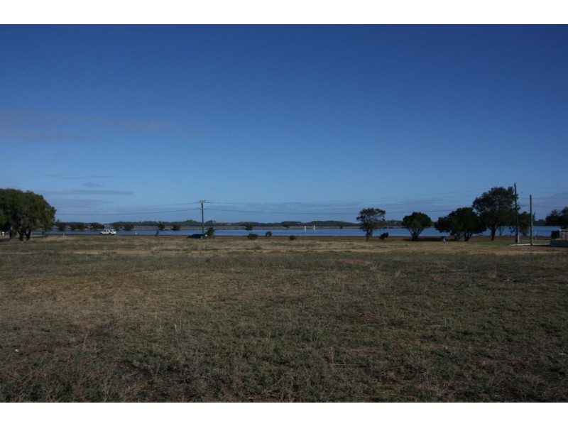 2 and 4 Laura Avenue, Australind WA 6233