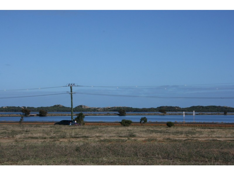 2 and 4 Laura Avenue, Australind WA 6233