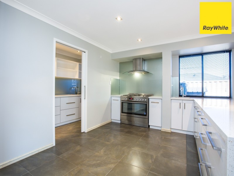 10 Driver Road, Dalyellup WA 6230