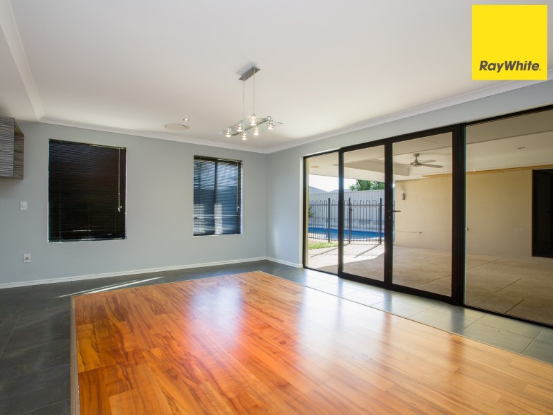 10 Driver Road, Dalyellup WA 6230