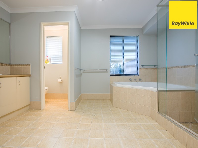 10 Driver Road, Dalyellup WA 6230