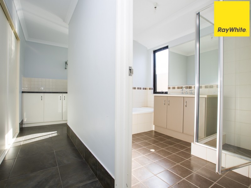 10 Driver Road, Dalyellup WA 6230