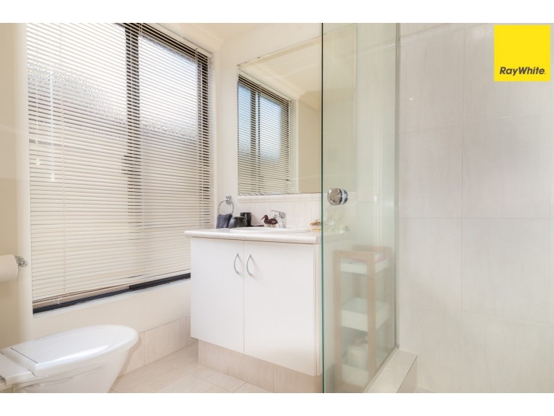 8 Possum Way, College Grove WA 6230