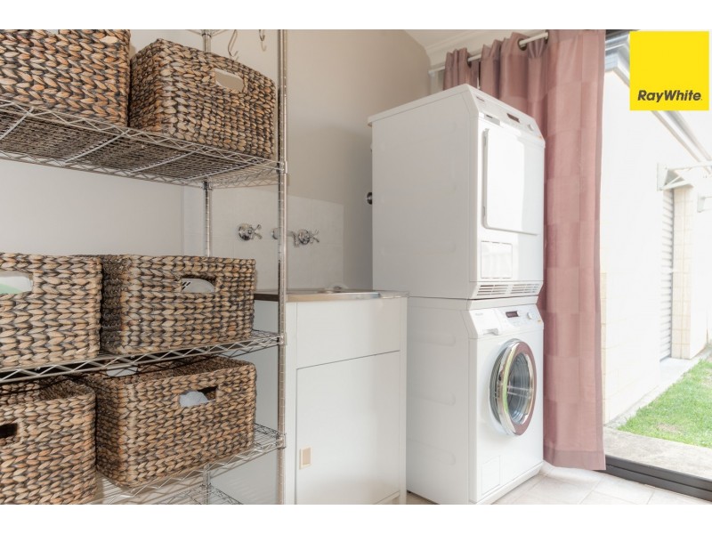 8 Possum Way, College Grove WA 6230