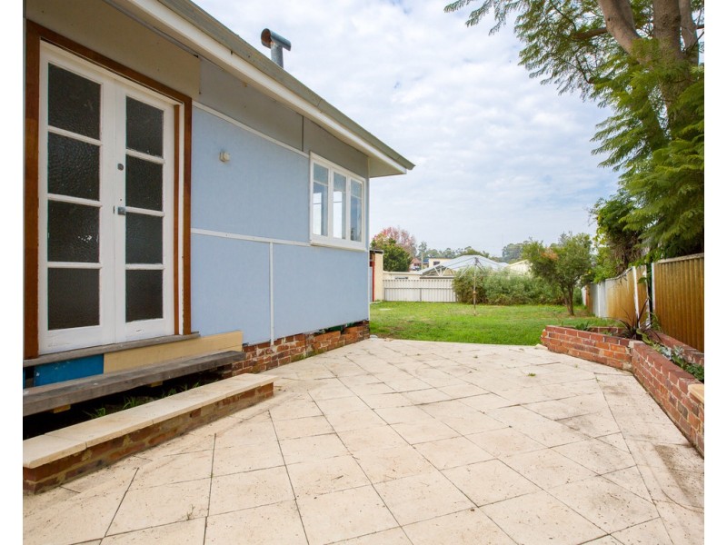 11 Hillcrest Avenue, South Bunbury WA 6230