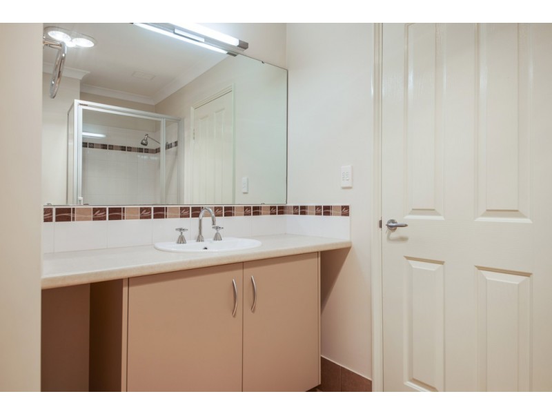 31 Maidment Pde, Dalyellup WA 6230