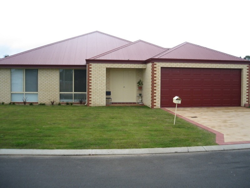 10 Euro Brace, Australind WA 6233