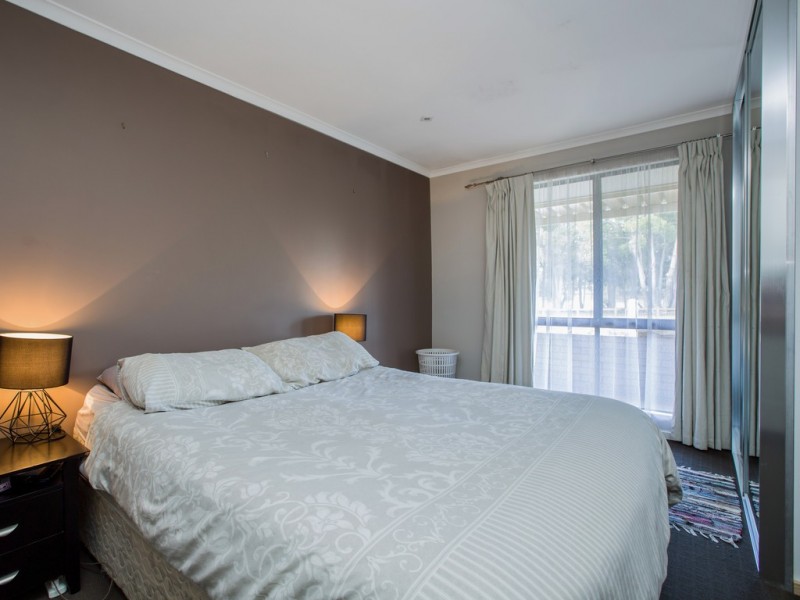 1 Garfield Drive, Australind WA 6233