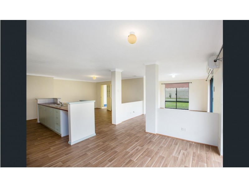 17 Blaxland Road, Dalyellup WA 6230