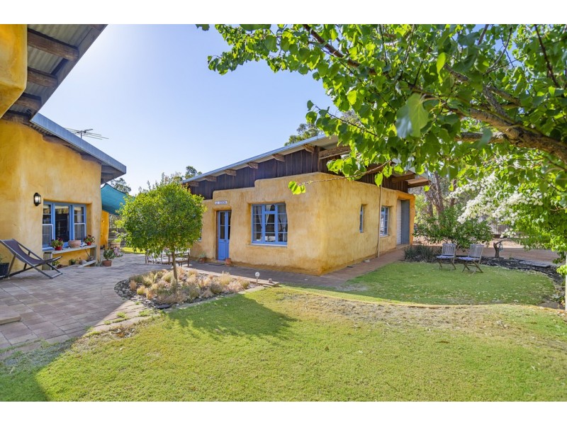 234 Minninup Road, Stratham WA 6237