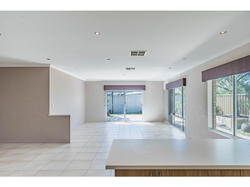 53 Millbridge Boulevarde, Millbridge WA 6232