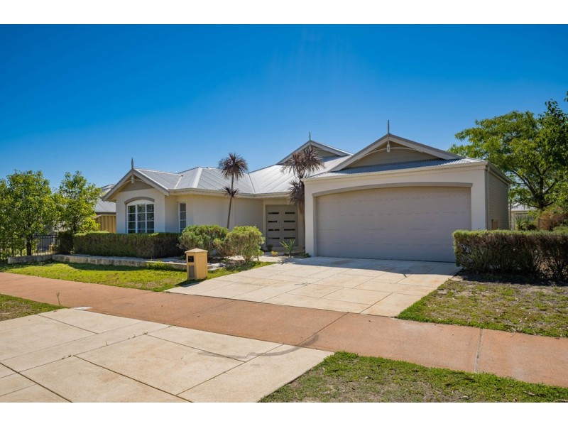 53 Millbridge Boulevarde, Millbridge WA 6232