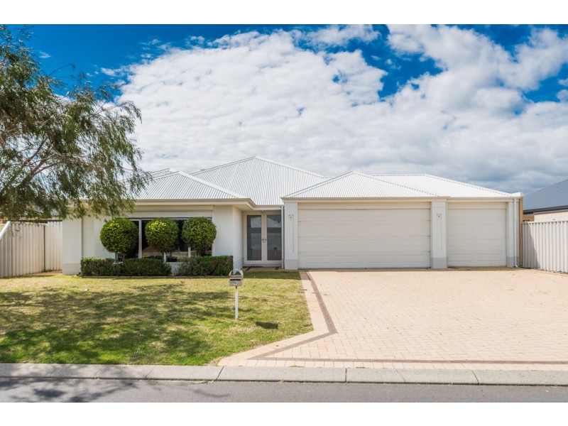 8 Claymore Loop, Dalyellup WA 6230