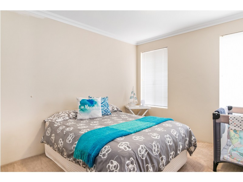 12 Sabina Way, Pelican Point WA 6230