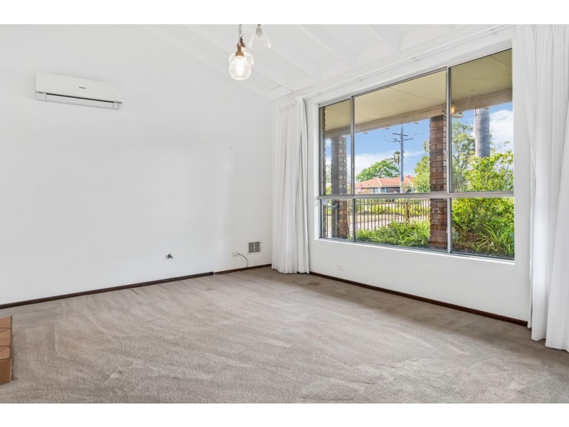 18 Crampton Avenue, Eaton WA 6232