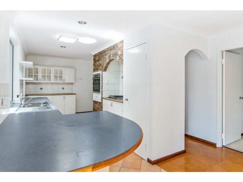 18 Crampton Avenue, Eaton WA 6232