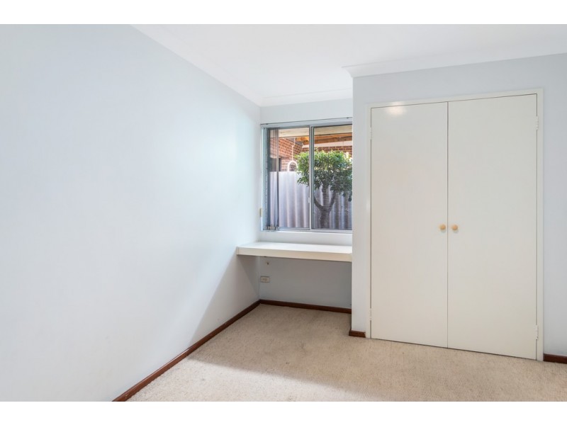 18 Crampton Avenue, Eaton WA 6232