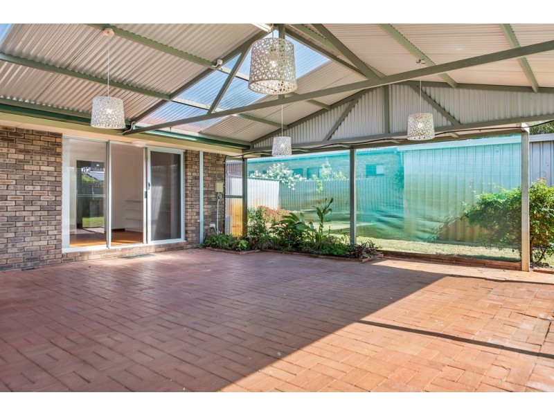 18 Crampton Avenue, Eaton WA 6232