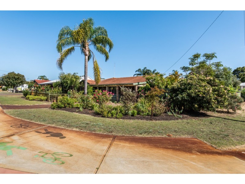 18 Crampton Avenue, Eaton WA 6232