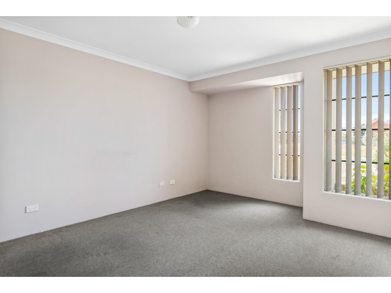 19 Garnet Way, Dalyellup WA 6230