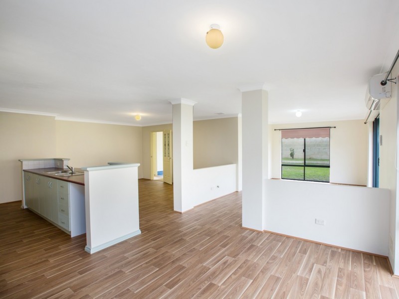 17 Blaxland Road, Dalyellup WA 6230