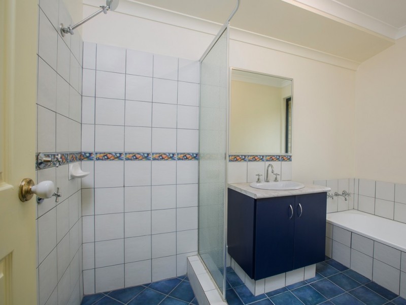 17 Blaxland Road, Dalyellup WA 6230
